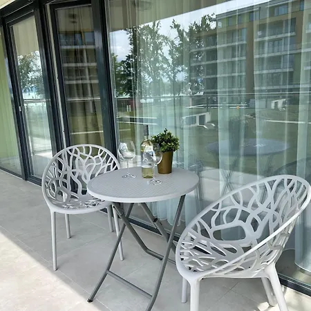 Apartment Dingi 102 *